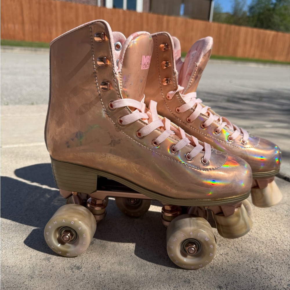 Impala Women's Holographic Roller Skates - Pink